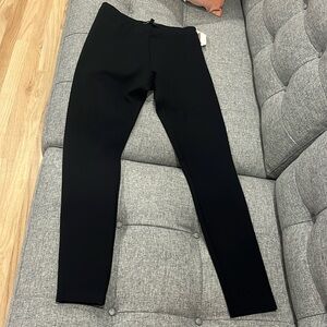 NWT ROMEO & JULIET BLACK LEGGINGS